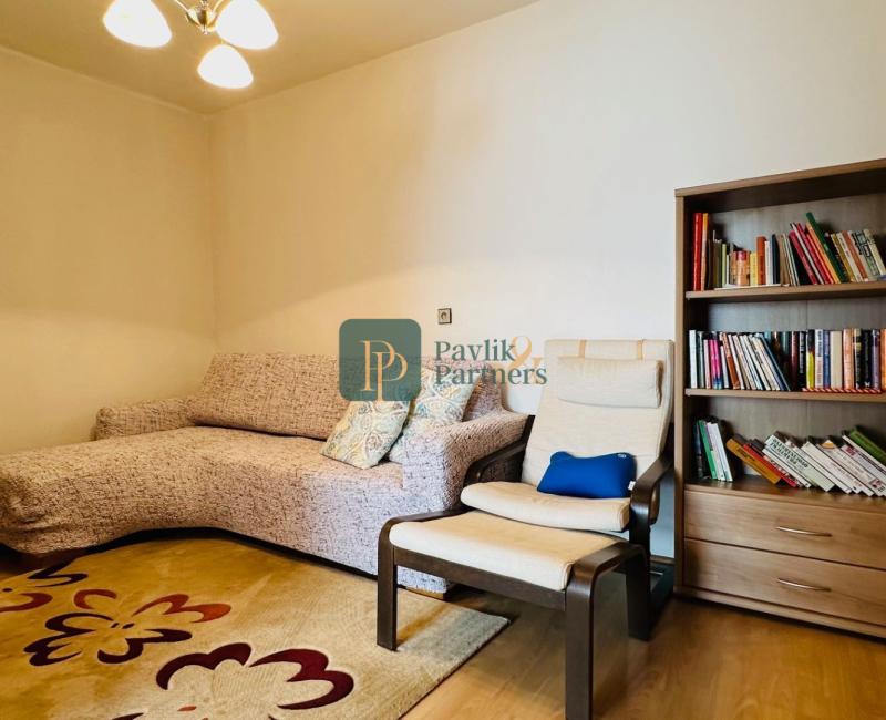 Predaj 4 izbový rodinný dom, 9á krásny pozemok pod lesom, garáž, Nitra