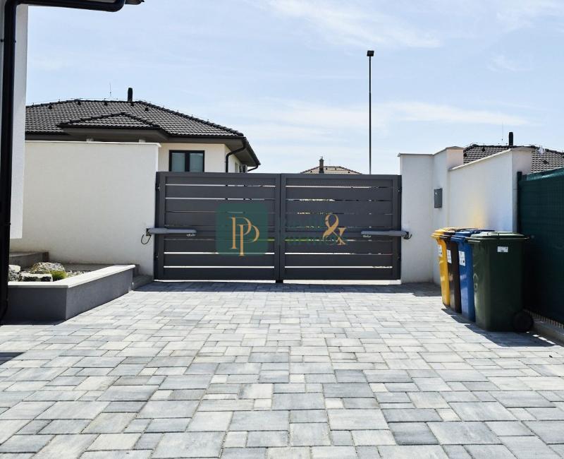 Predaj 4izbový RD novostavba Nitra-Veľký Lapáš, pozemok 4,5á