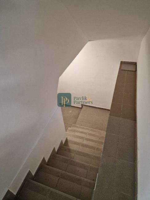 Prenájom obchodný priestor 86m2, pri autobusovej stanici