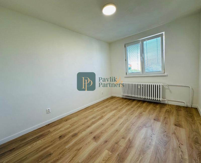 Predaj krásny 2 izbový byt, balkón, čerstvá rekonštrukcia, centrum mesta