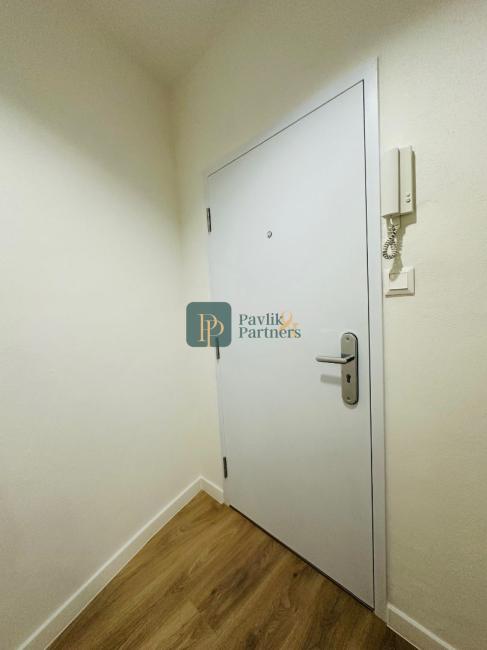 Predaj krásny 2 izbový byt, balkón, čerstvá rekonštrukcia, centrum mesta