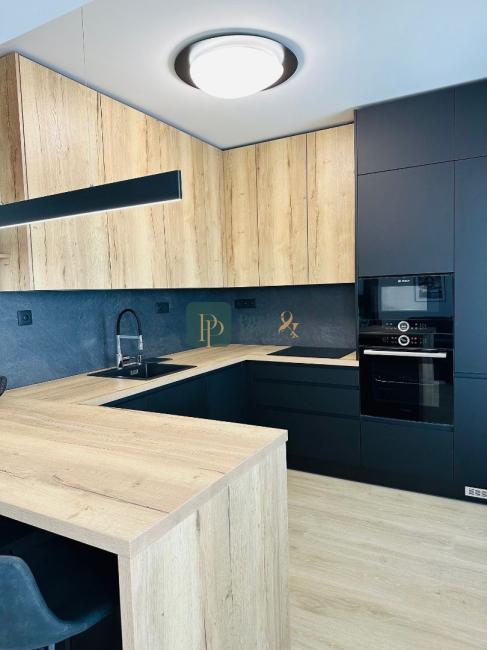 Prenájom krásny 2 izbový byt, centrum mesta, 40m2 terasa