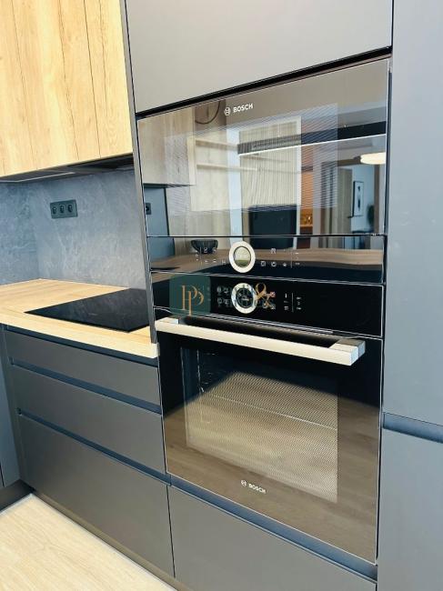 Prenájom krásny 2 izbový byt, centrum mesta, 40m2 terasa