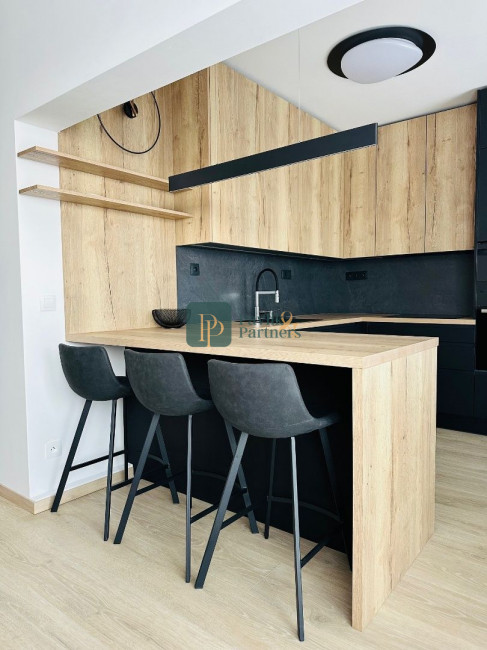 Prenájom krásny 2 izbový byt, centrum mesta, 40m2 terasa