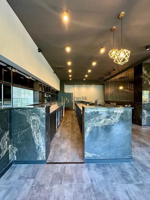 Odstúpenie luxusnej prevádzky, úplne centrum mesta, kompletne zariadená