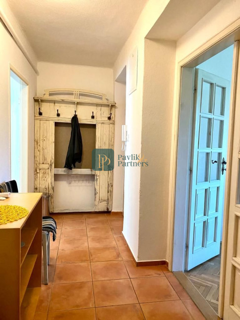 Prenájom 2,5 izb.byt centrum,pri parku,tehlová bytovka