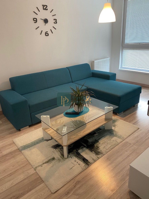 Prenájom pekný 2izb byt, centrum mesta, vlastné parkovacie miesto