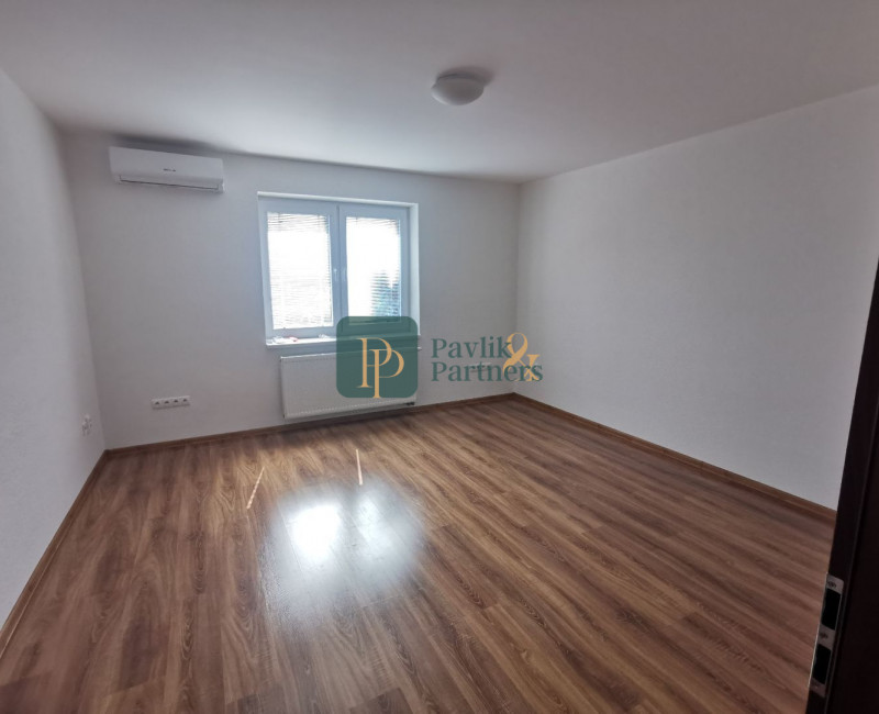 Prenájom kancelárske priestory, 80m2, 3x parkovacie miesto, Mlynárce