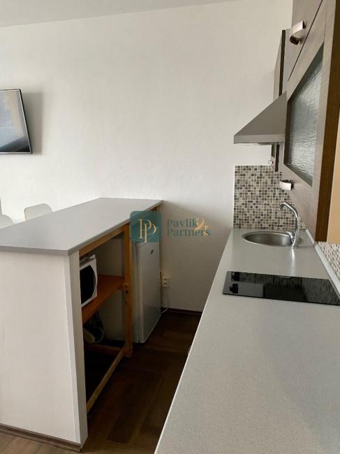 Prenájom 1 izbový byt, zariadený, Chrenová