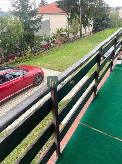 Prenájom 2 izbový dom so záhradou, Zobor, parkovanie