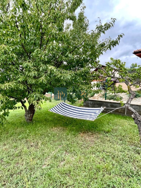 Prenájom 2 izbový dom so záhradou, Zobor, parkovanie