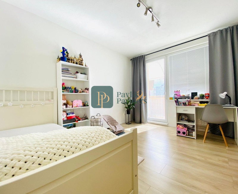 Prenájom pekný 1 izbový byt, zariadený, balkón, Klokočina