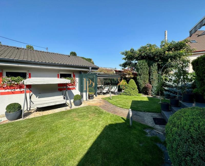 Prenájom 2 izbový byt v rodinnom dome, kompletne zariadený, záhrada