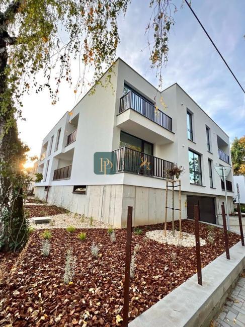 Prenájom nadštandardný 2 izbový byt, novostavba, 1x garážové státie