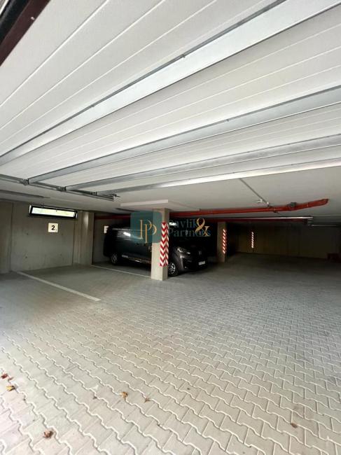 Prenájom nadštandardný 2 izbový byt, novostavba, 1x garážové státie