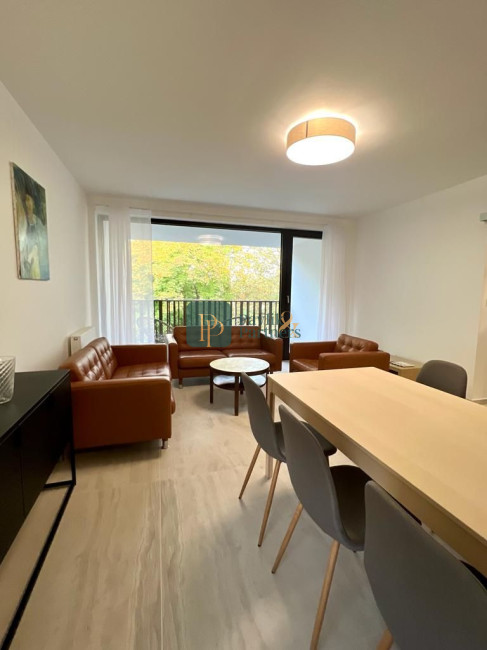 Prenájom novostavba 4izb.byt 99m2, centrum, 2 garážové státia