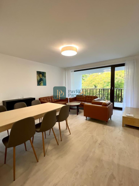 Prenájom novostavba 4izb.byt 99m2, centrum, 2 garážové státia