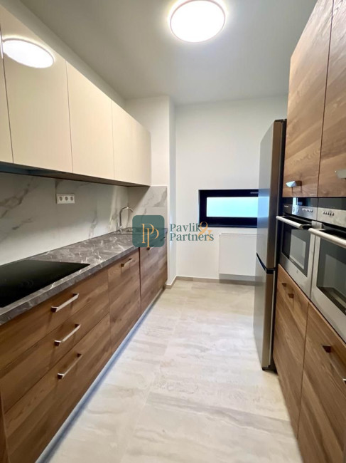 Prenájom novostavba 4izb.byt 99m2, centrum, 2 garážové státia