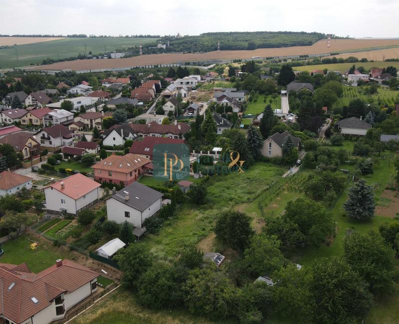 Predaj stavebný pozemok, 7,4 á, Čermáň