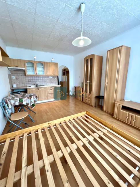 Predaj garzónka Topoľčany, zariadená, EXKLUZÍVNE!