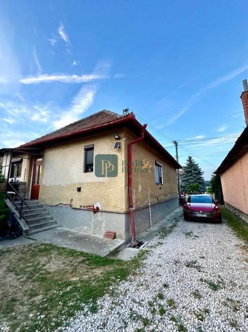 Predaj 3 izbový rodinný dom, pozemok 16á, Nitra