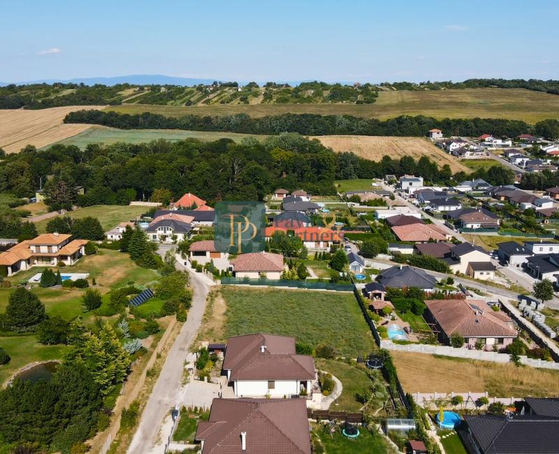 Predaj 5 izb.RD novostavba pri lese M.Lapáš, pozemok 7á