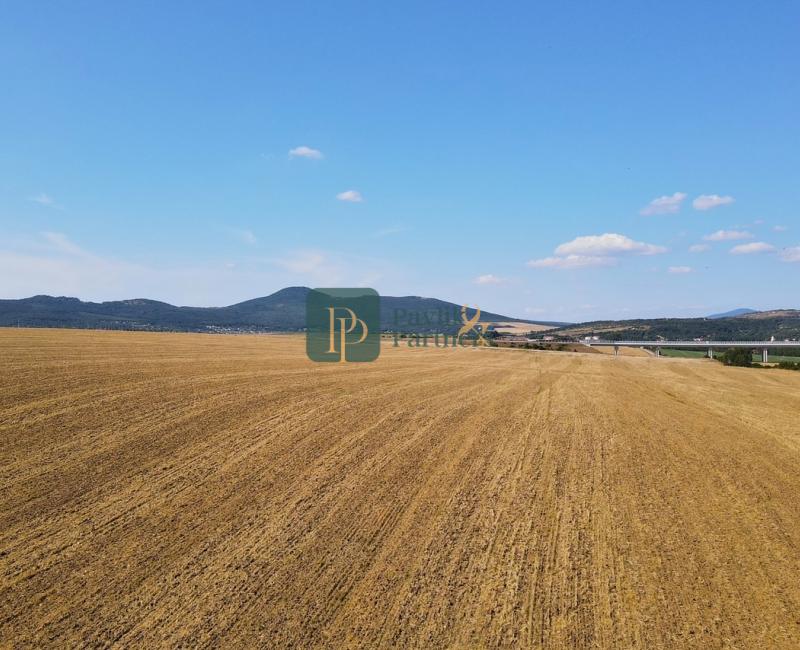 Predaj 5 izb.RD novostavba pri lese M.Lapáš, pozemok 7á