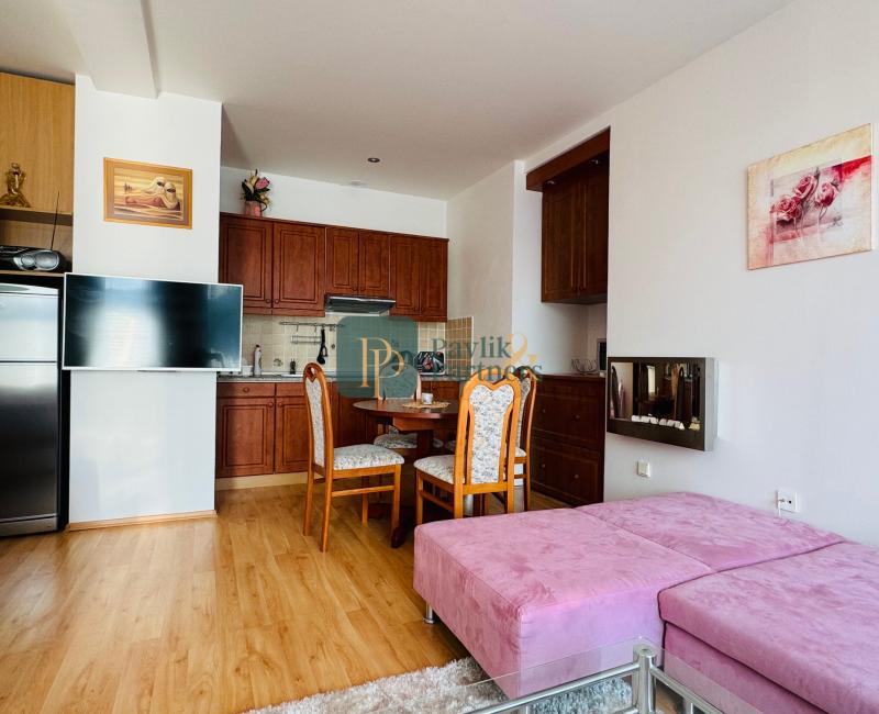 Predaj 2 izbový apartmán, 2x balkón, Donovaly, zariadený