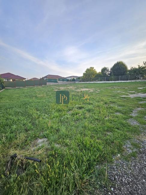 Predaj stavebný pozemok, 992m2, Malý Lapáš