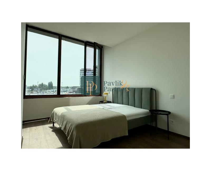 Predaj 2 izbový byt, lukratívny projekt Apollo Residence, garážové státie