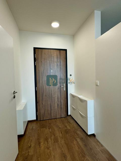 Predaj 2 izbový byt, lukratívny projekt Apollo Residence, garážové státie