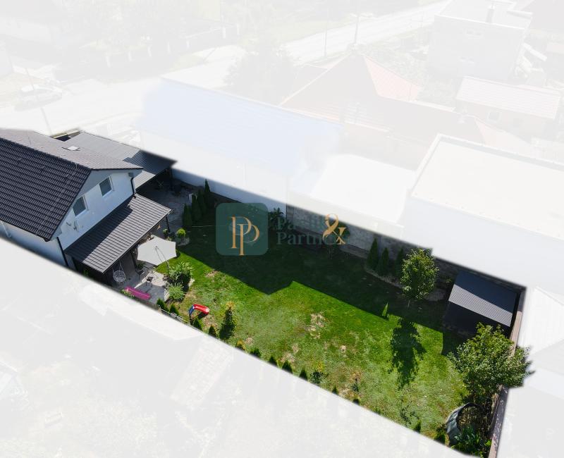 Predaj 4 izbový rodinný dom, 5,5á pozemok, Šoporňa