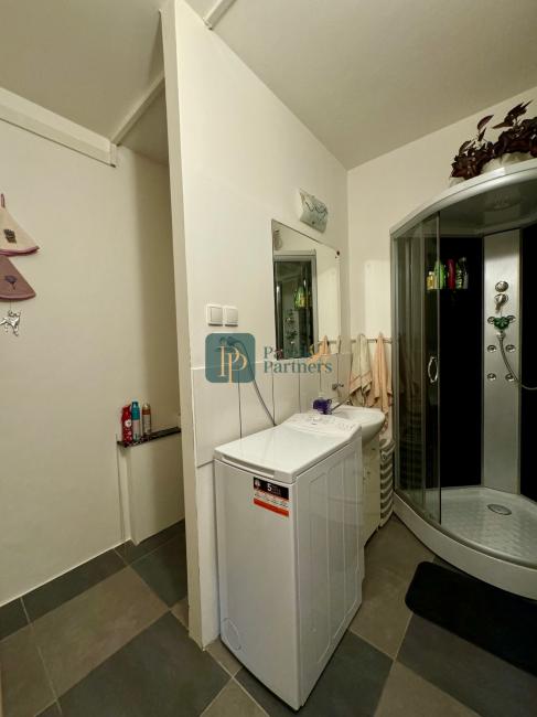 Predaj veľký 2 izbový byt, balkón, čiastočná rek., Klokočina