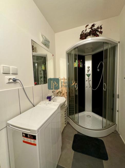 Predaj veľký 2 izbový byt, balkón, čiastočná rek., Klokočina