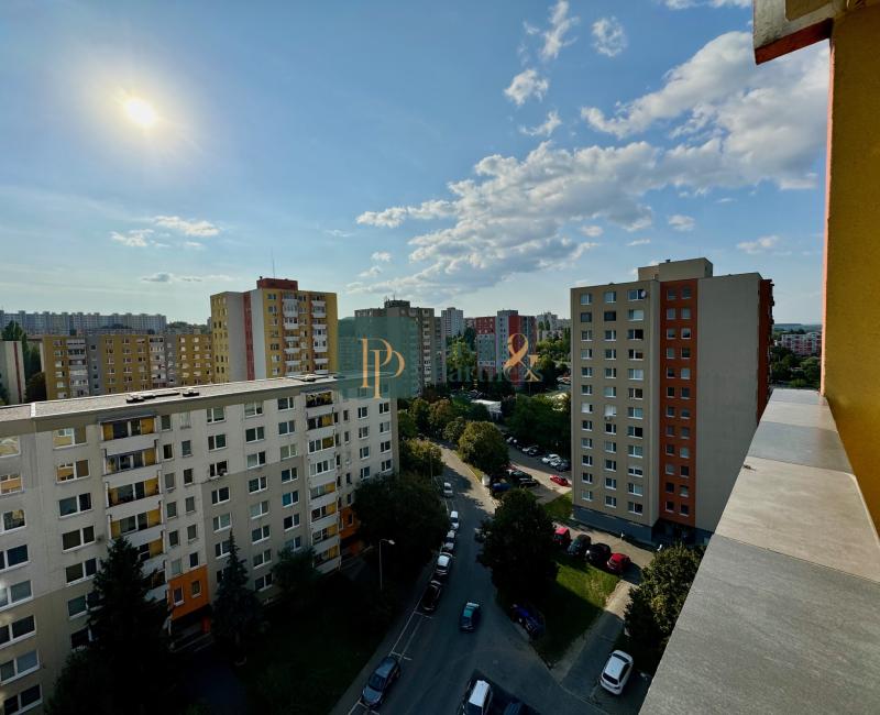 Predaj veľký 2 izbový byt, balkón, čiastočná rek., Klokočina