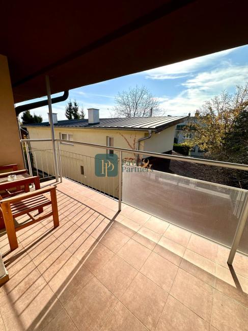 Predaj 3 izb. byt Bojnice, parkovacie miesto, REZERVOVANÉ.