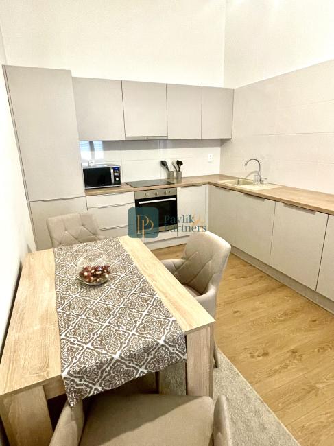 Prenájom 2.izbový byt v Historickom centre mesta NR