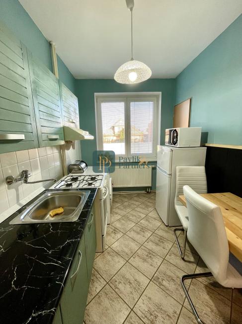 Predaj 3.izbový byt tehlová bytovka, garáž, altánok, bazén