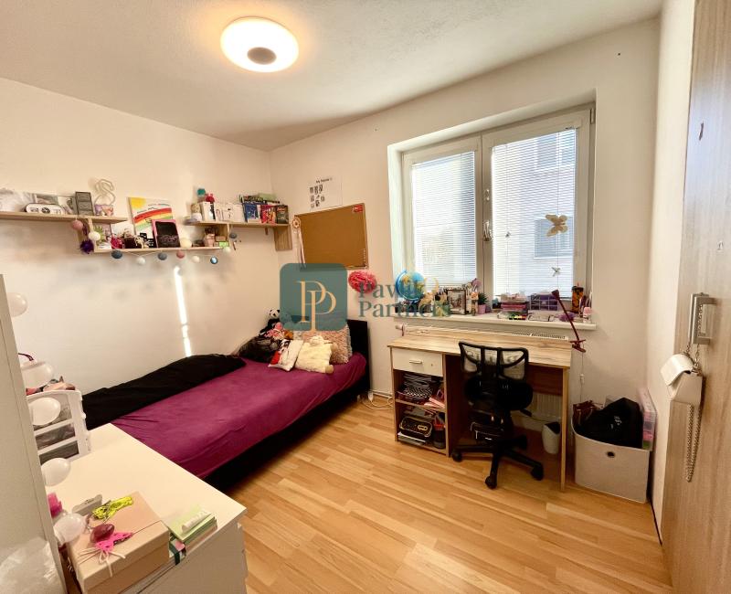 Predaj 3.izbový byt tehlová bytovka, garáž, altánok, bazén