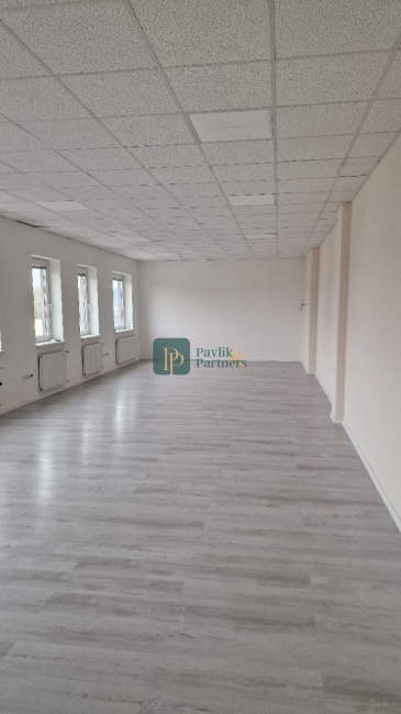 Prenájom administratívna budova Lužianky 120m2