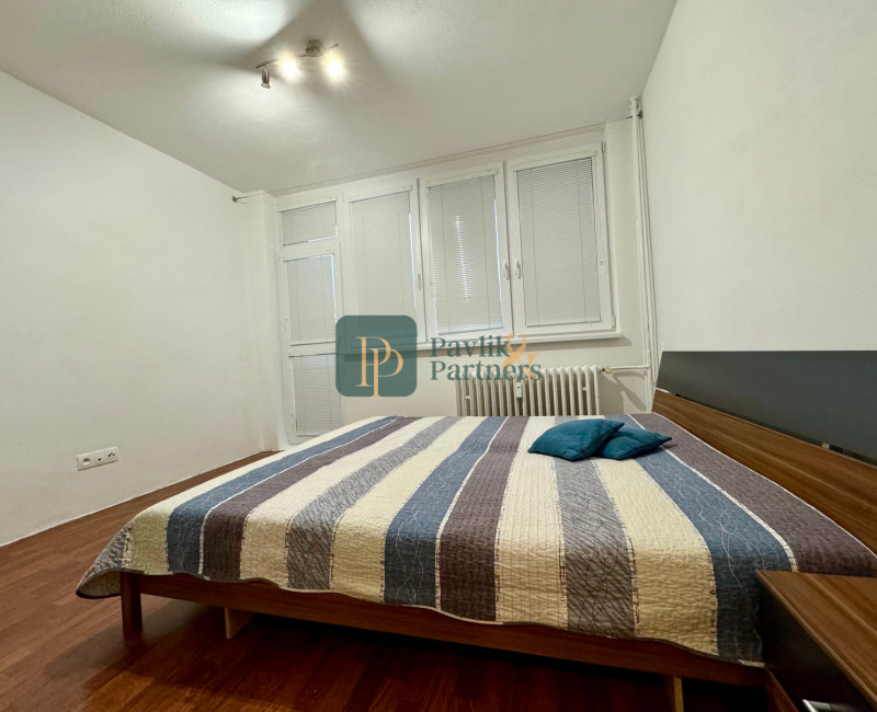 Prenájom 2 izbový byt, 2x balkón, centrum mesta