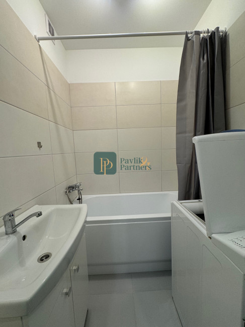 Prenájom 2 izbový byt, 2x balkón, centrum mesta