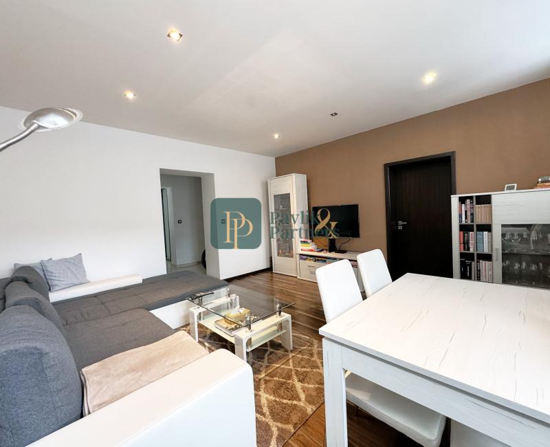 Predaj veľký 2 izbový byt, tehlová bytovka, Nové Mesto