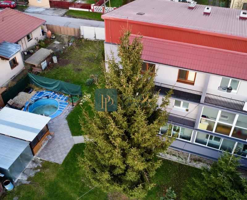 Predaj 3.izbový byt tehlová bytovka, garáž, altánok, bazén