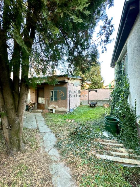 Predaj 3 izbový RD Komjatice, pozemok 13,7á EXKLUZÍVNE!