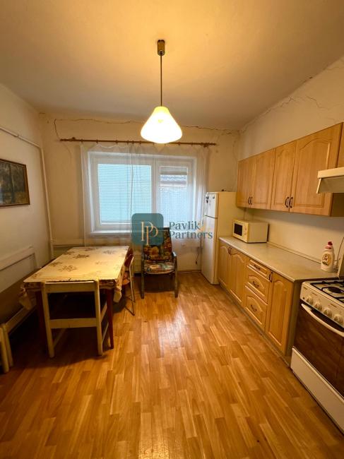 Predaj 3 izbový RD Komjatice, pozemok 13,7á EXKLUZÍVNE!