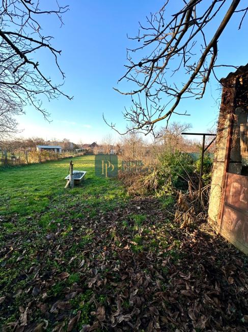 Predaj 3 izbový RD Komjatice, pozemok 13,7á EXKLUZÍVNE!