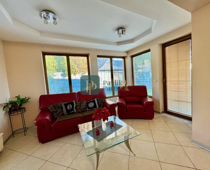 Prenájom 4 izbový RD, Zobor, dvojgaráž