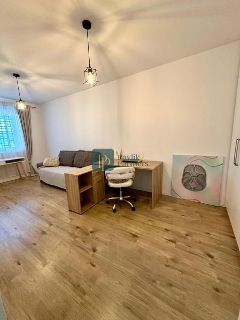 Prenájom 4 izbový rodinný dom Nitrianske Hrnčiarovce, REZERVOVANÉ!