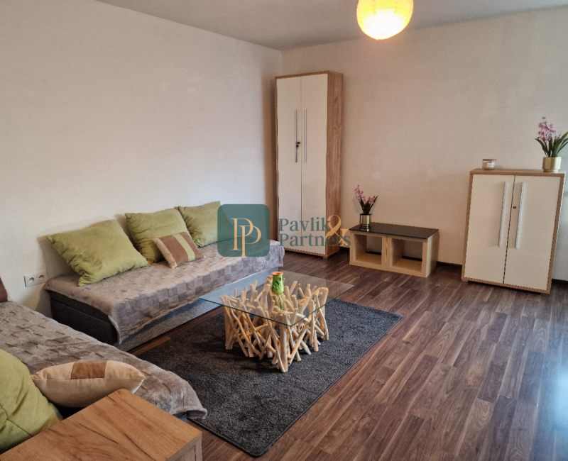 Prenájom 1 izbový byt, novostavba, park. miesto